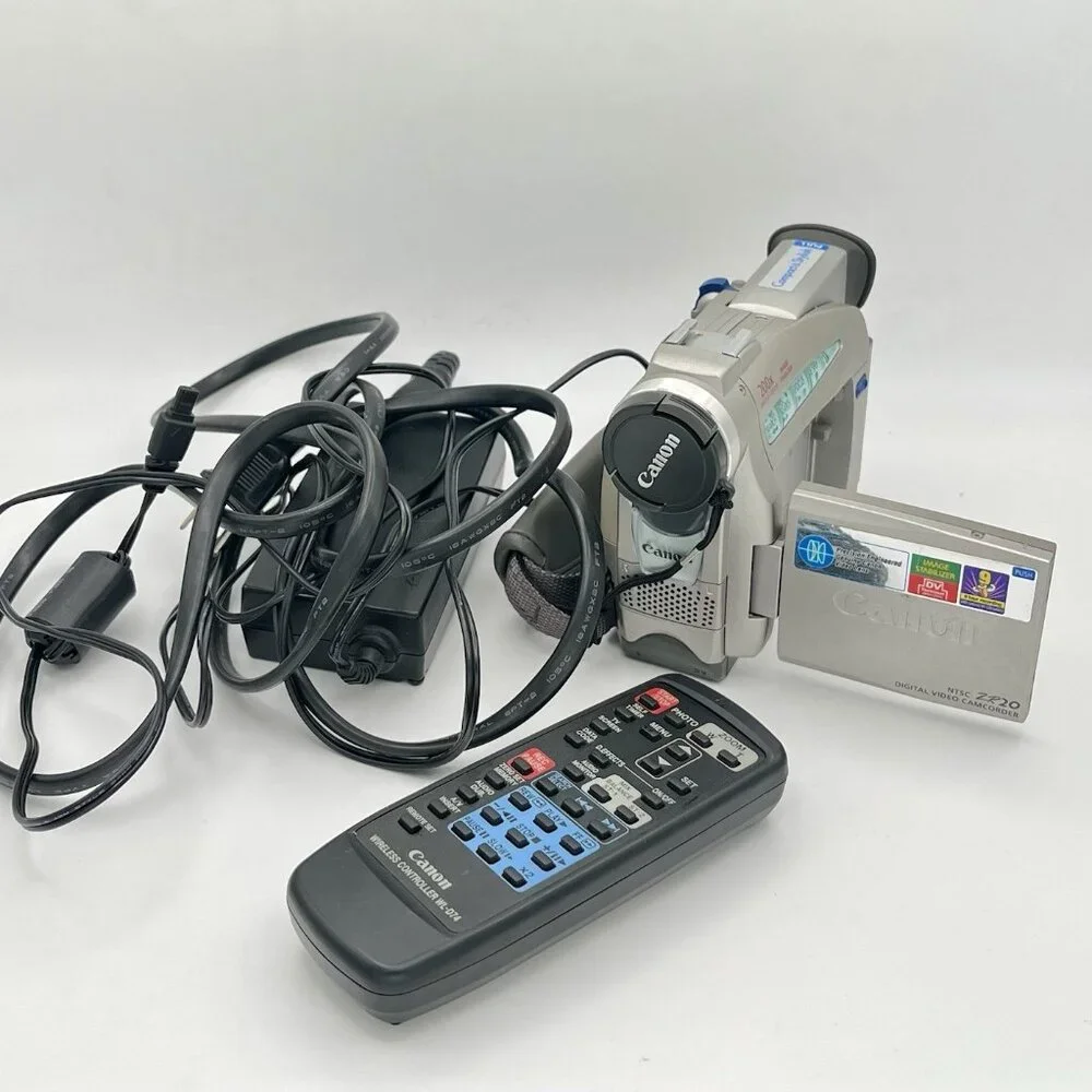 Canon ZR20 MiniDV Flip LCD Camcorder Digital Video Camera W/ Remote FOR PARTS